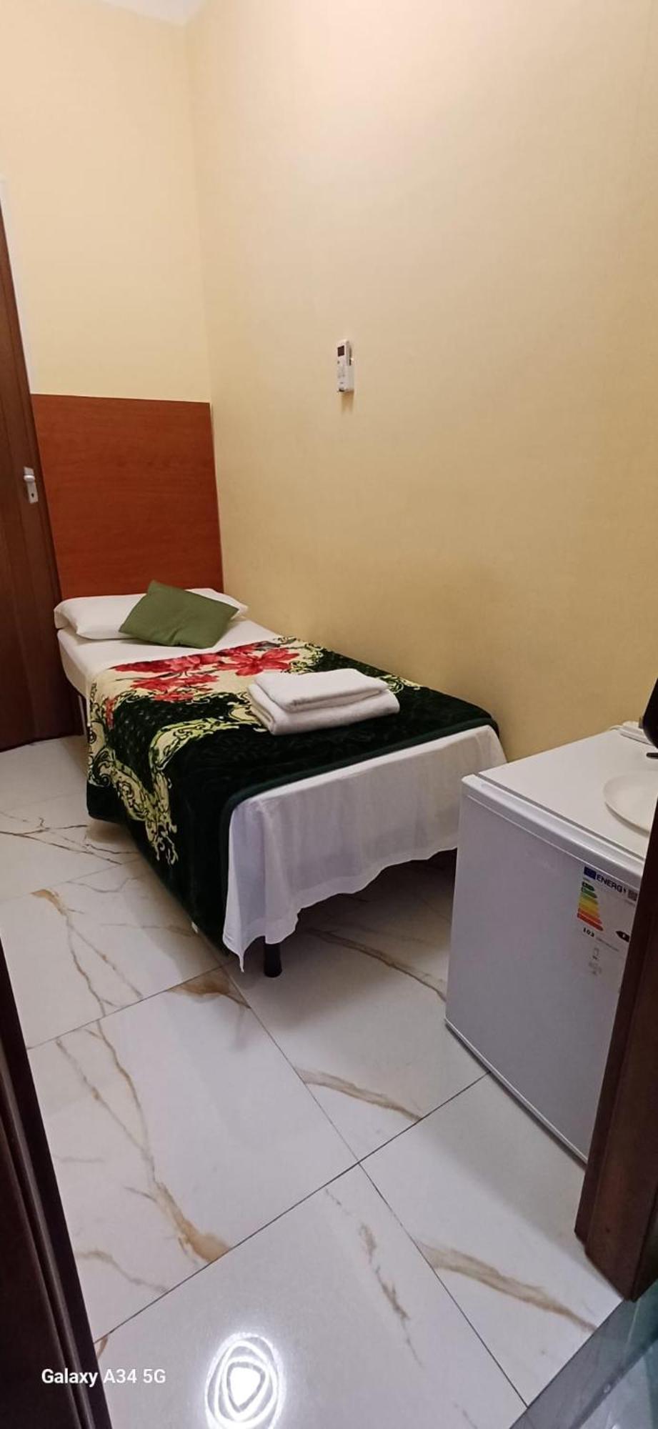 Termini Gioberti Bed and Breakfast Rome Buitenkant foto